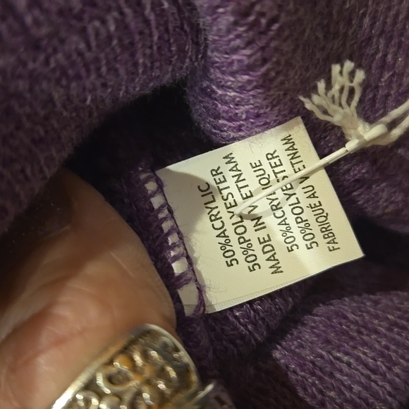 NWT The Salty Collection Heather Purple "Salty" Pom Beanie - Picture 5 of 7